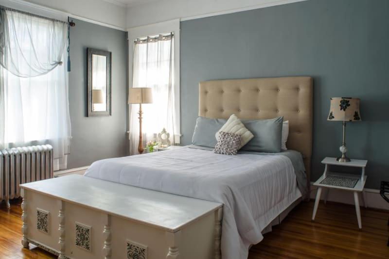Morgan And Wells Bed And Breakfast Шелби Екстериор снимка